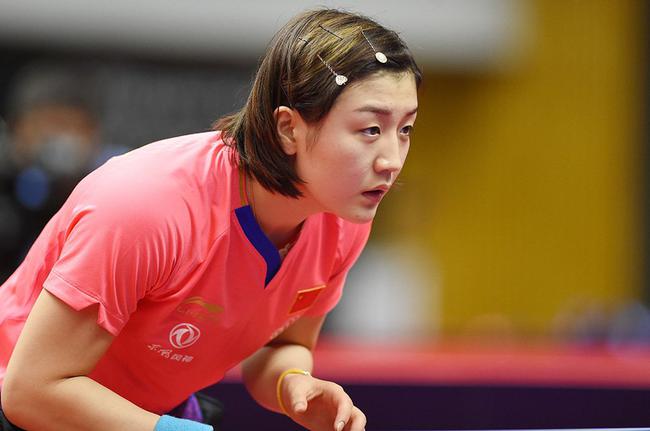 球界对他贡 球界对他贡